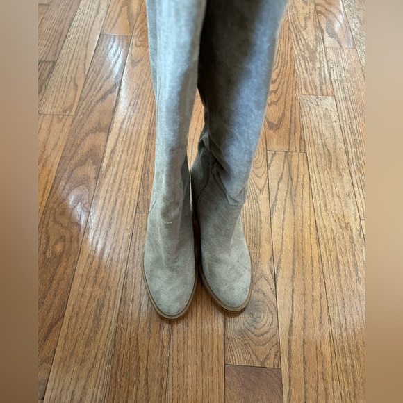 Mi.iM Brown/Beige Faux Suede 4” Tall Heeled Knee High Boots Size 7 Women - Picture 5 of 12
